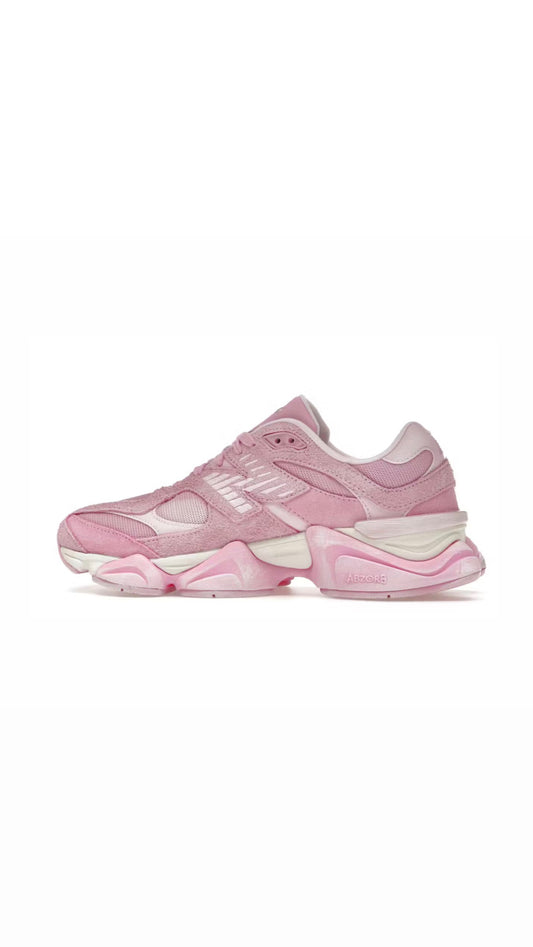 New Balance 9060
Pink Overdye